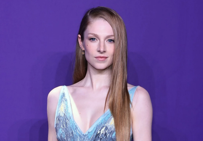 Трансгендерная* звезда "Эйфории" Хантер Шафер рассказала, что из-за Дональда Трампа ей пришлось изменить пол в паспорте на мужской