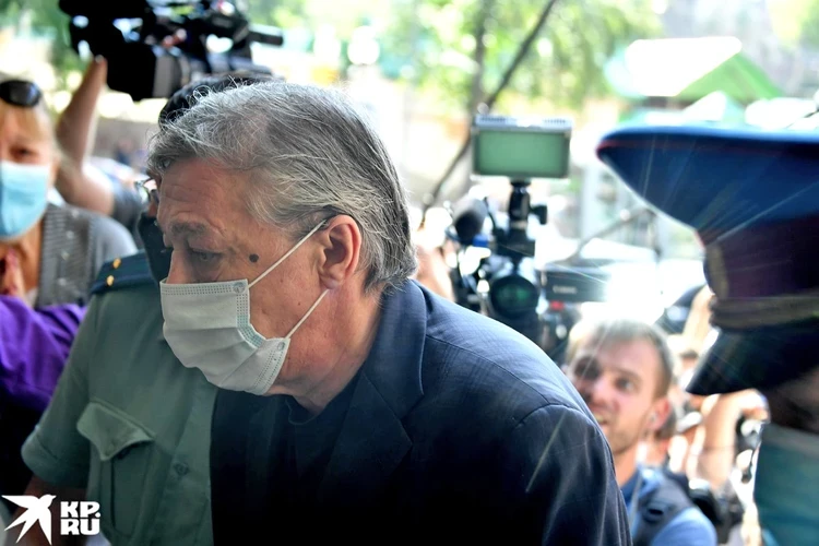 Звезды с тяжелыми зависимостями: Нагиев сам бросил пить, Ефремов отсидел за пьяную аварию, а Борисова поборола тягу к наркотикам