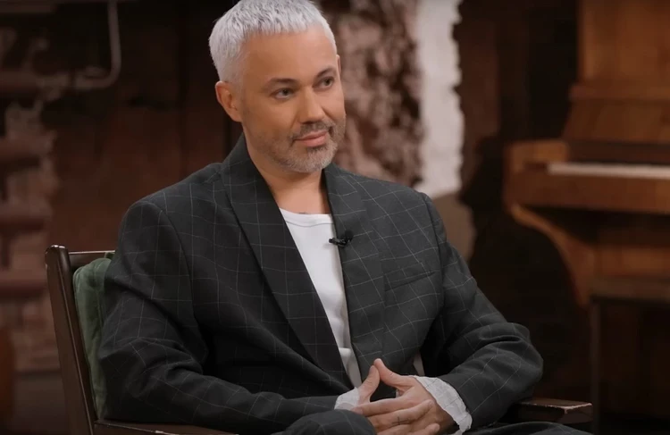 Александр Рогов рассказал про неудачную пластику, страсть к салу и майонезу, и почему считает Самбурскую новой Надеждой Бабкиной