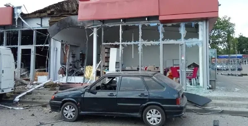 Белгородский губернатор рассказал о последствиях удара дрона ВСУ по минимаркету в Белгороде