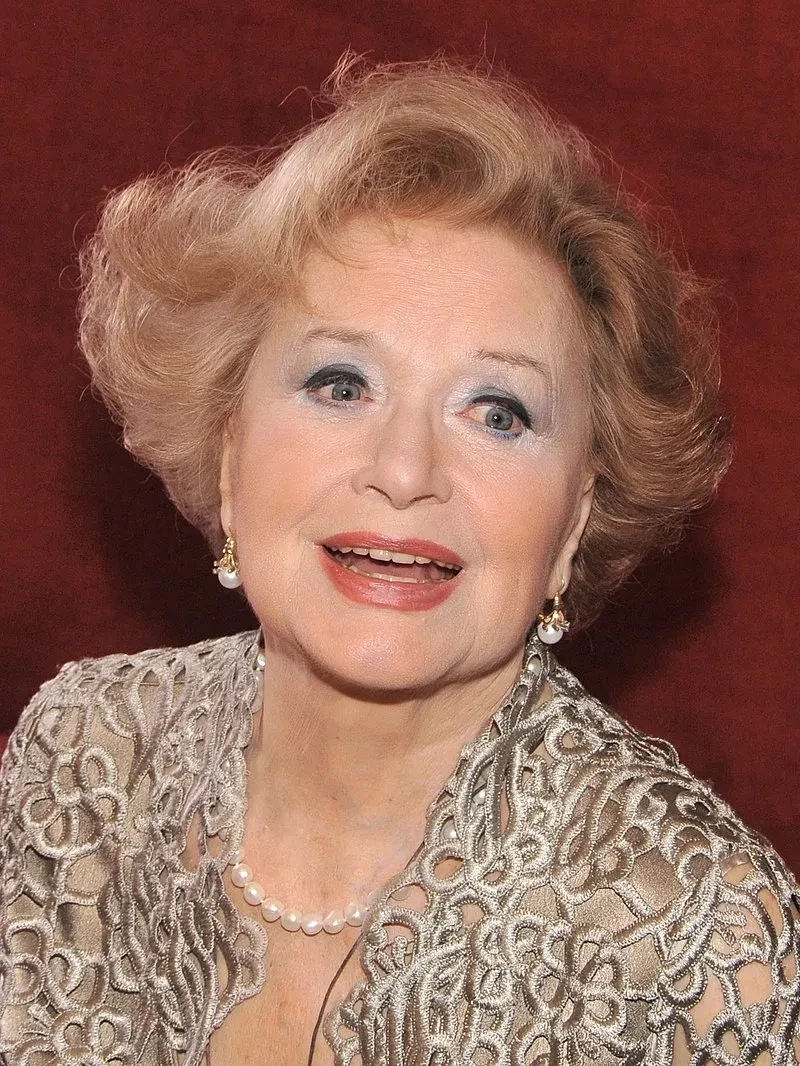 Умерла звезда фильма "Ирония судьбы" Валентина Талызина